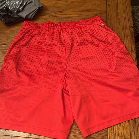 Lot of Three Men’s Tek Gear Dry Tek Shorts. - Picture 10 of 10